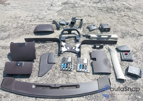 2017 Chevrolet Silverado 1500 1Lt из США, поврежденный, VIN 1GCRCREC4HZ244439